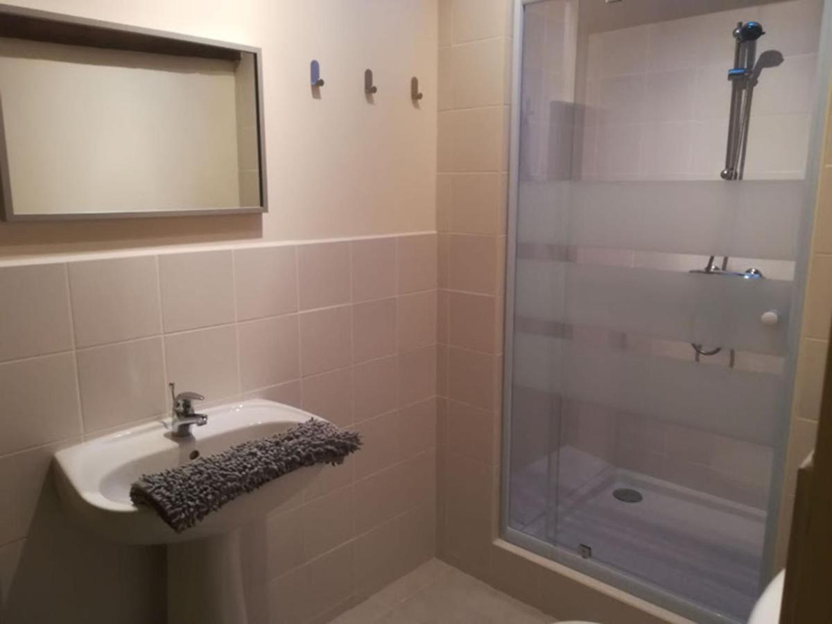 Mas De La Piniere Bed & Breakfast Mauprevoir Bagian luar foto