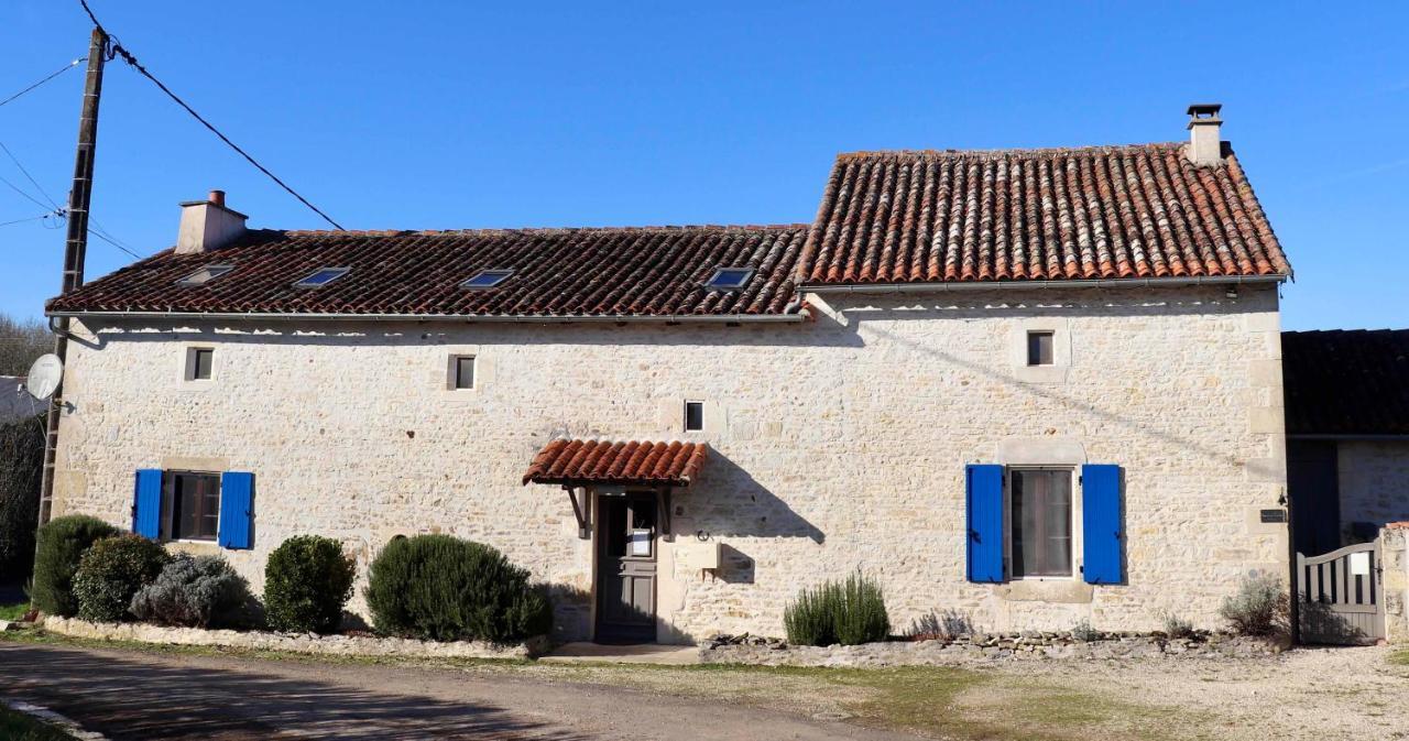Mas De La Piniere Bed & Breakfast Mauprevoir Bagian luar foto